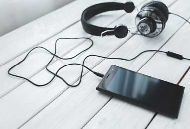 美明尼苏达枪击案调查方向定为本土恐怖主义和仇恨犯罪